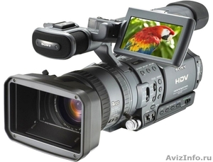 Кого нанять на видеосъемку: видеооператора или видеографа? - Изображение #1, Объявление #771324